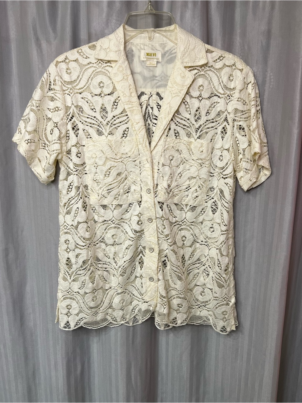 Maeve Anthropologie cream Lace short sleeve Button-Up Shirt size Small